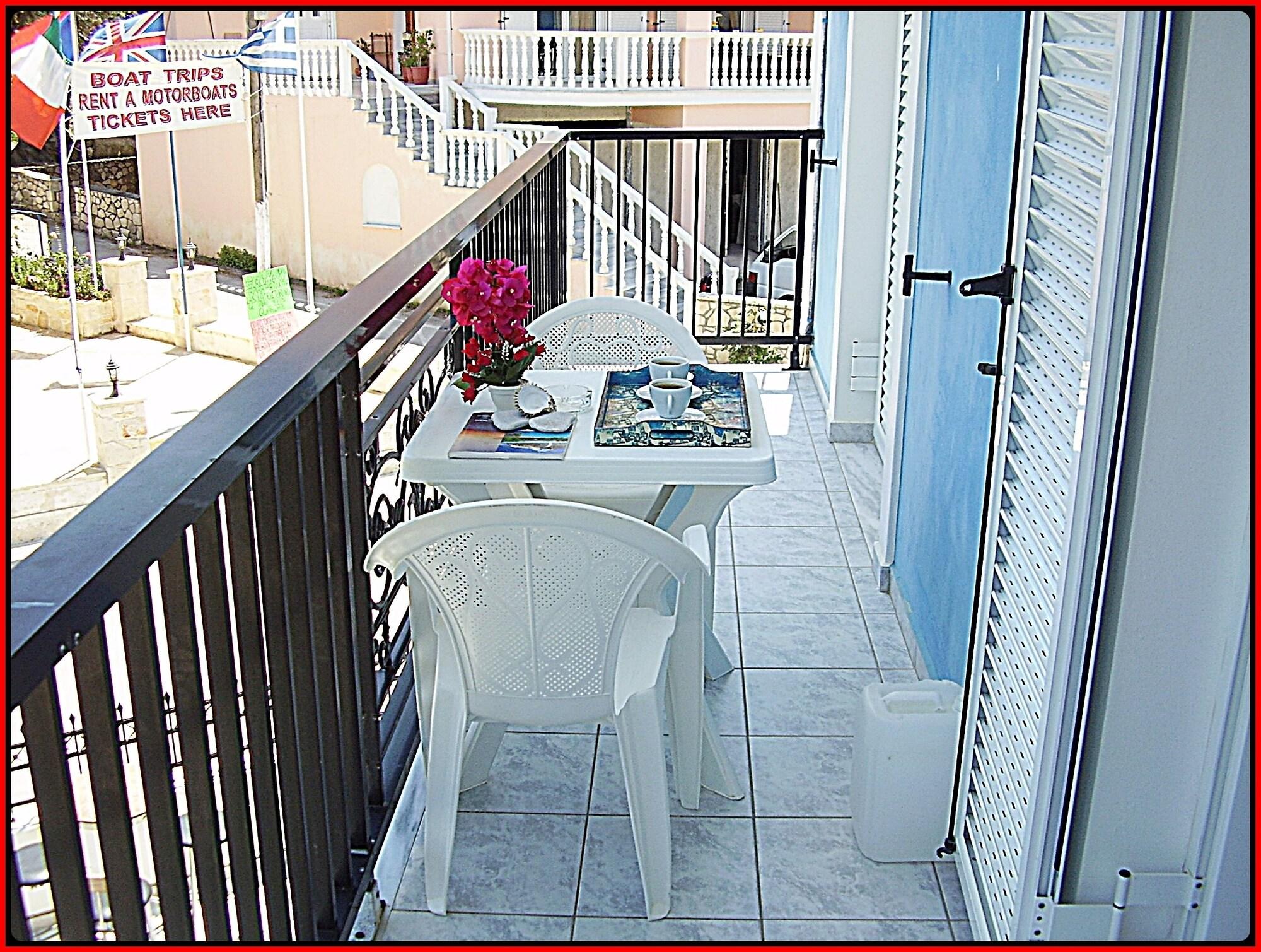 Blue Lake Holiday Homes - Keri Summer Escape Eksteriør bilde